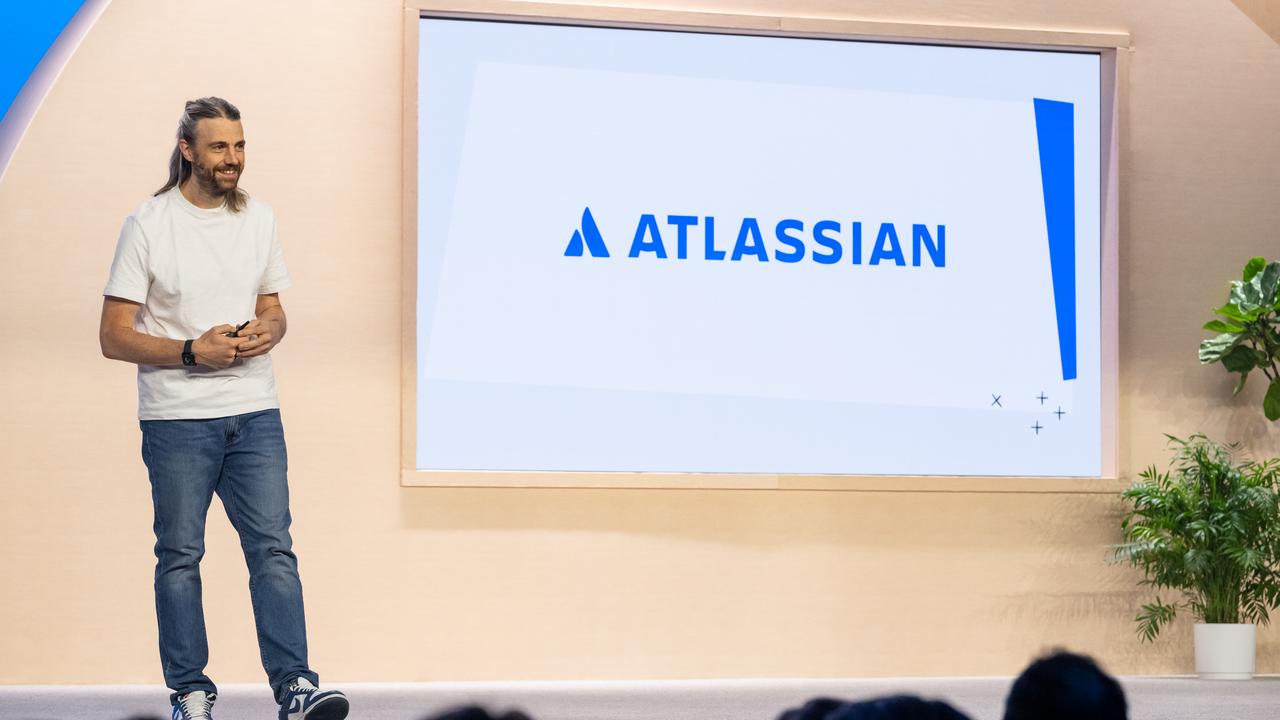 Mike Cannon-Brookes ขึ้นพูดบนเวทีงานของ Atlassian
